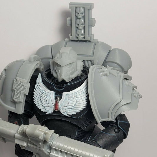 P81 Knight Pauldron V2 Custom for McFarlane Warhammer 40k Space Marine