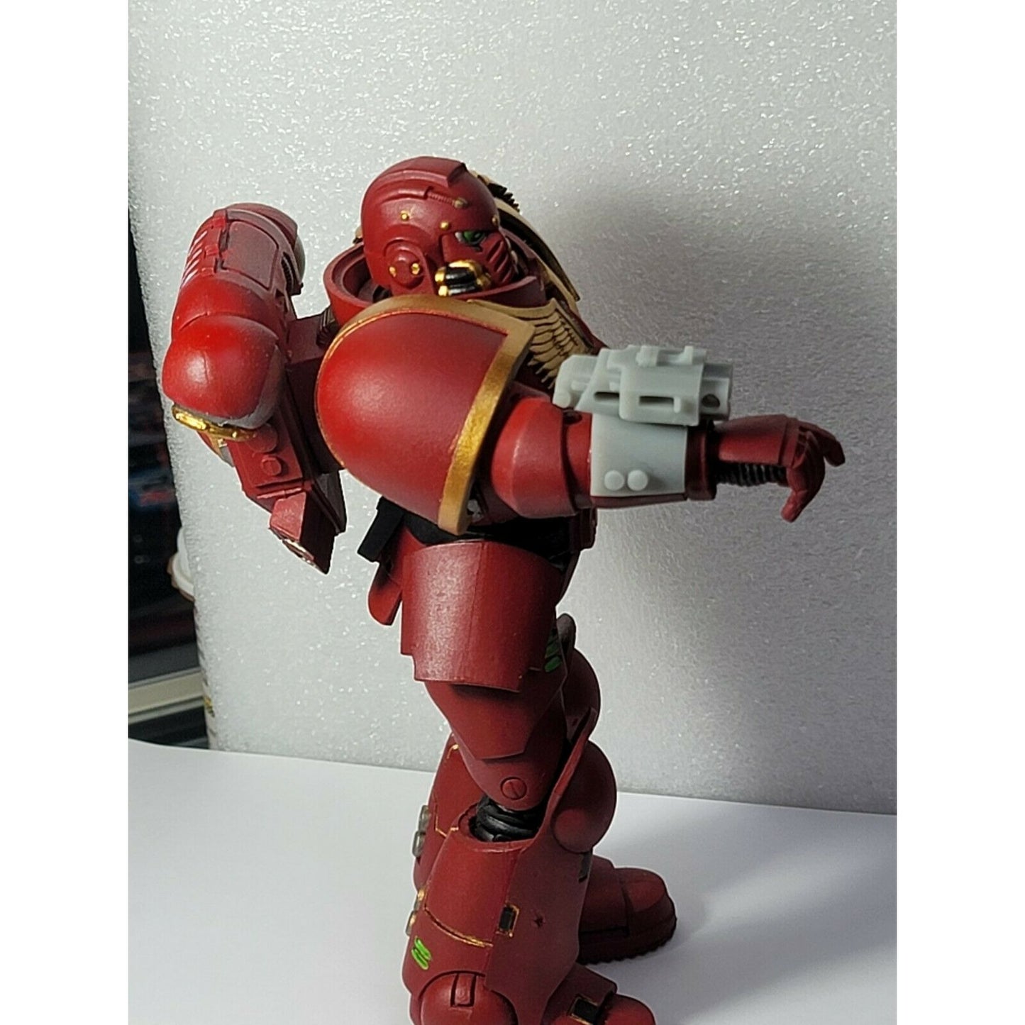 A4 Wrist Stormbolter Custom for McFarlane Warhammer 40k Space Marines