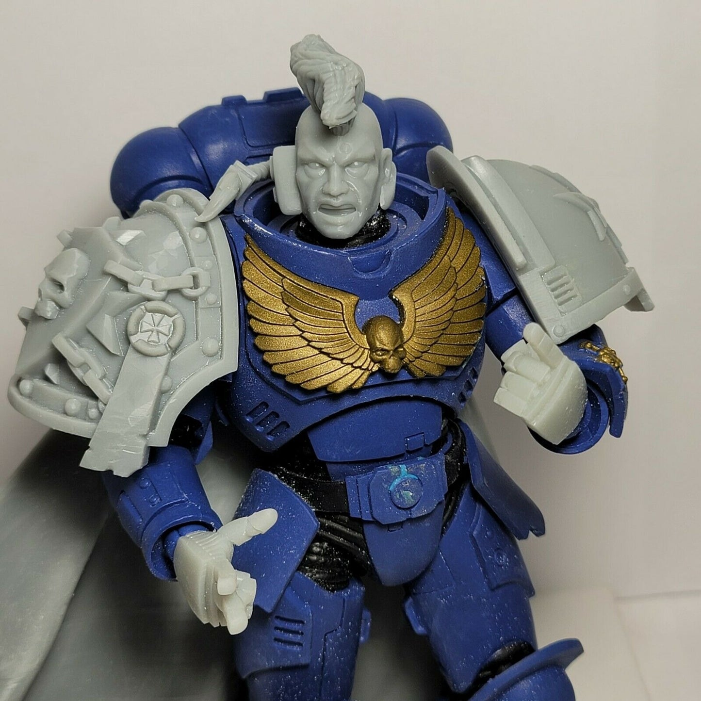 P69 Templar Relic Custom for McFarlane Warhammer 40k Space Marine