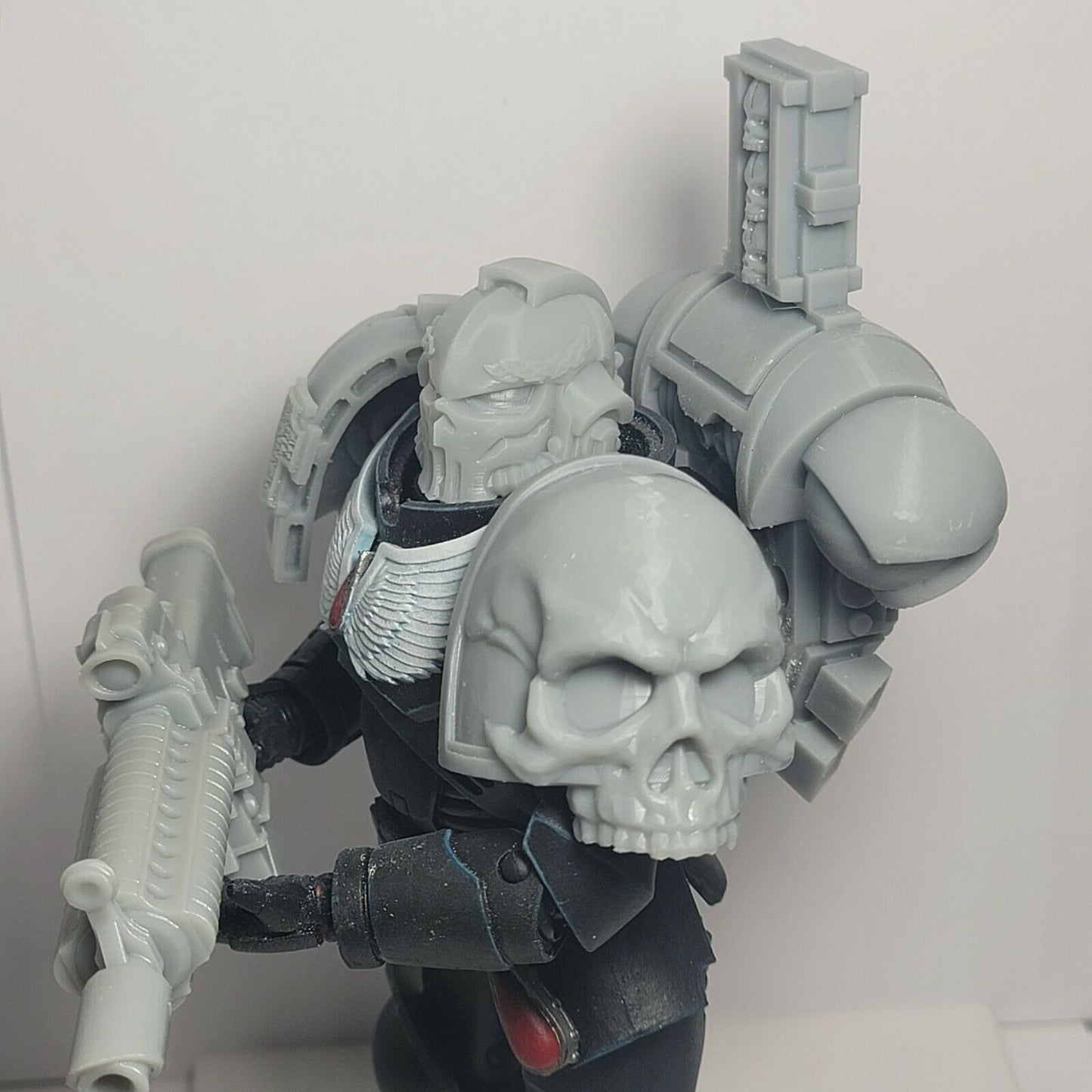 P78 Skull Pauldron Custom for McFarlane Warhammer 40k Space Marine