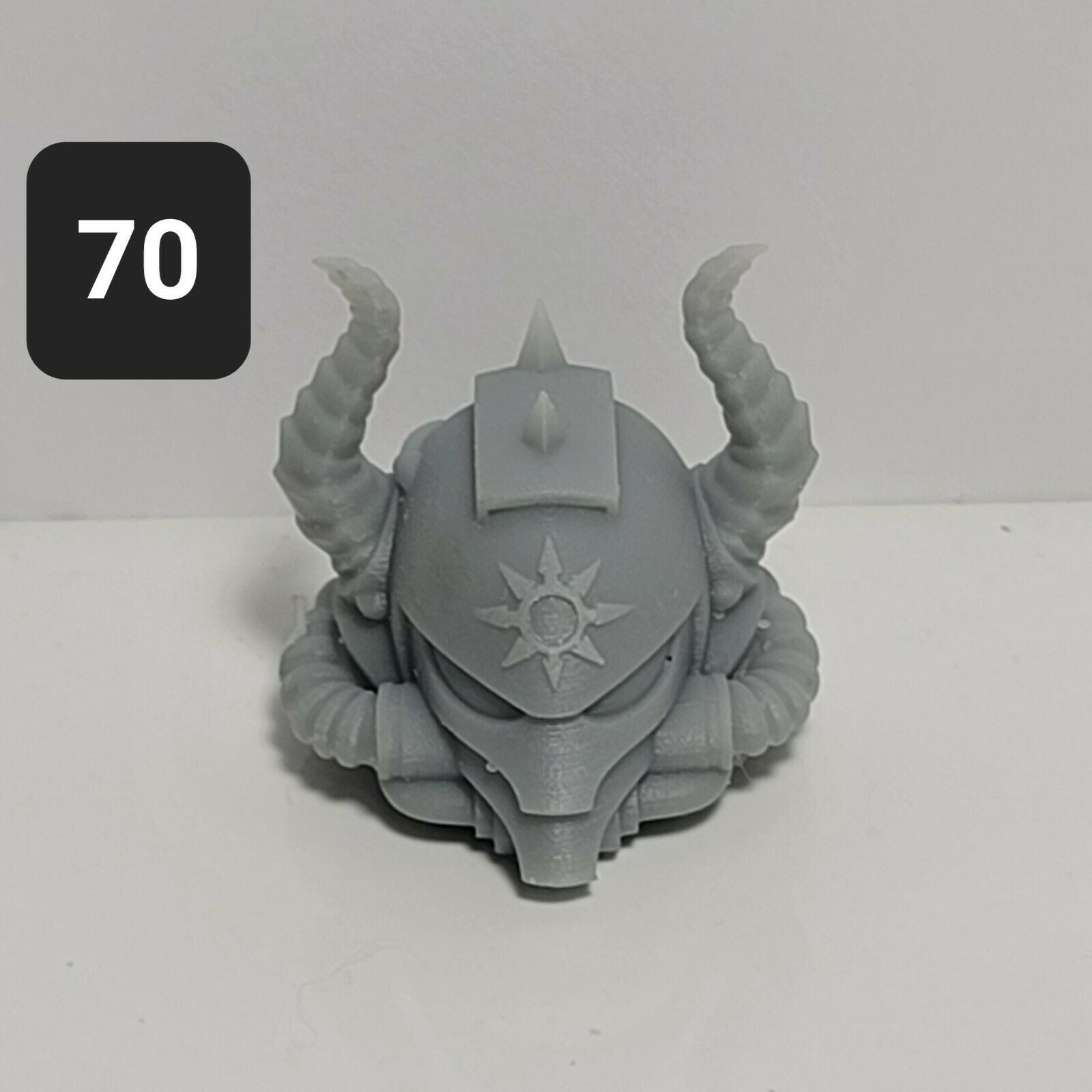 70 Chaos Horned Helmet Custom for McFarlane Warhammer 40k Space