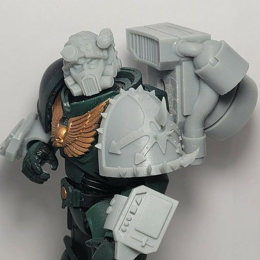 P91 Iron Warriors Pauldron Custom for McFarlane Warhammer 40k Space Marine