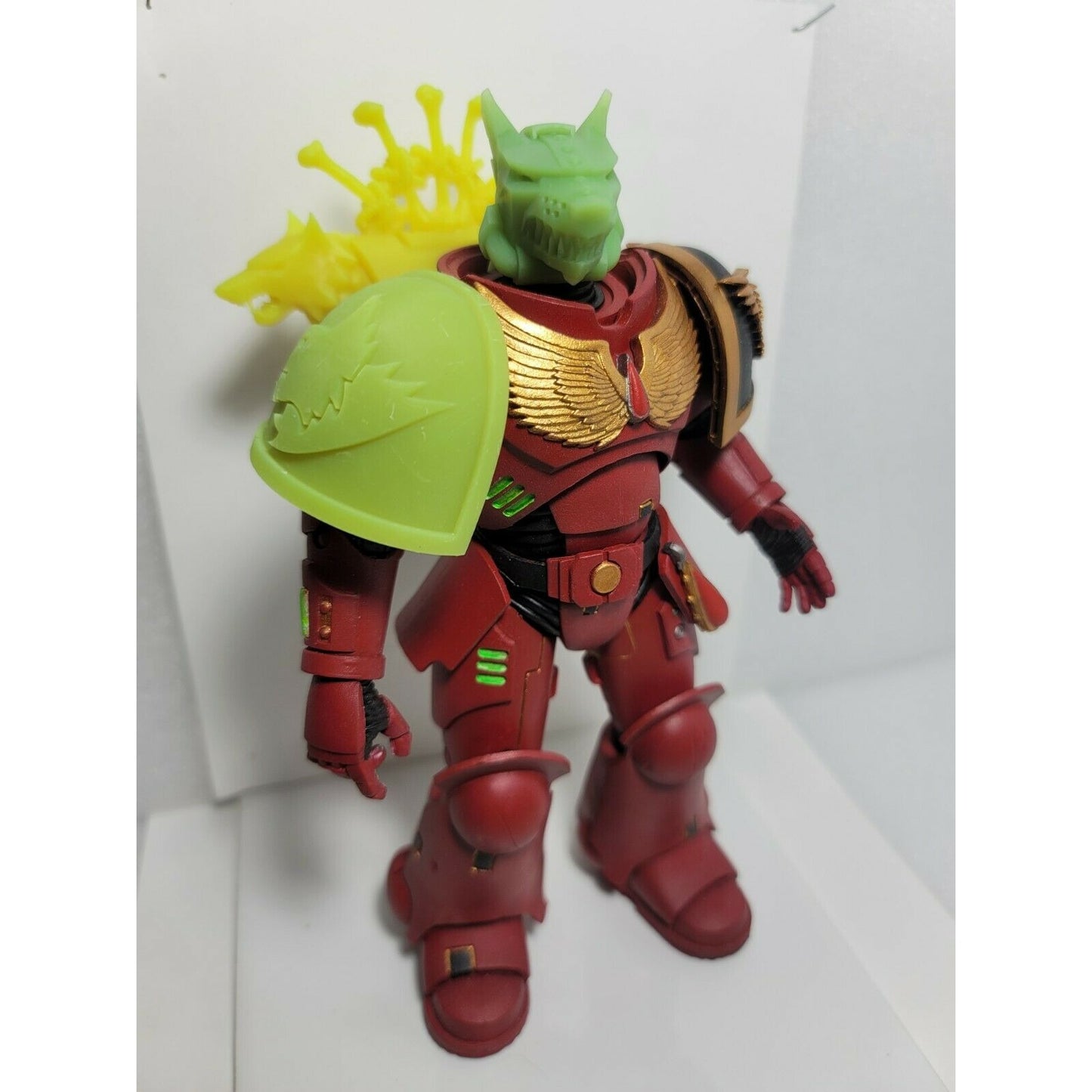 32 Wolf Helmet V2 Custom Compatible W McFarlane Warhammer 40k Space Marines