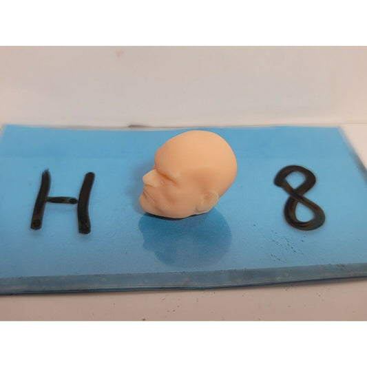 H8 Un-Helmeted Custom for McFarlane Warhammer 40k Space Marines