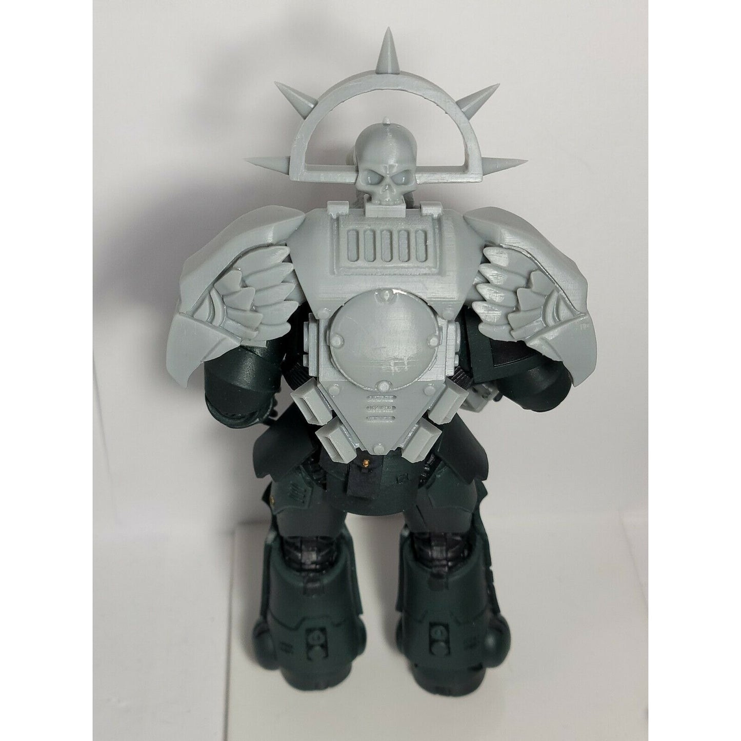 J12 Eagle Halo Jump Pack Custom for McFarlane Warhammer 40k Space Marines